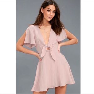 Lulus front tie cut out dress Women’s size S